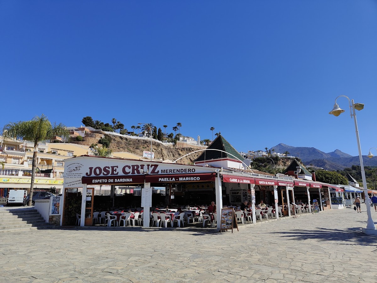 José Cruz Restaurant