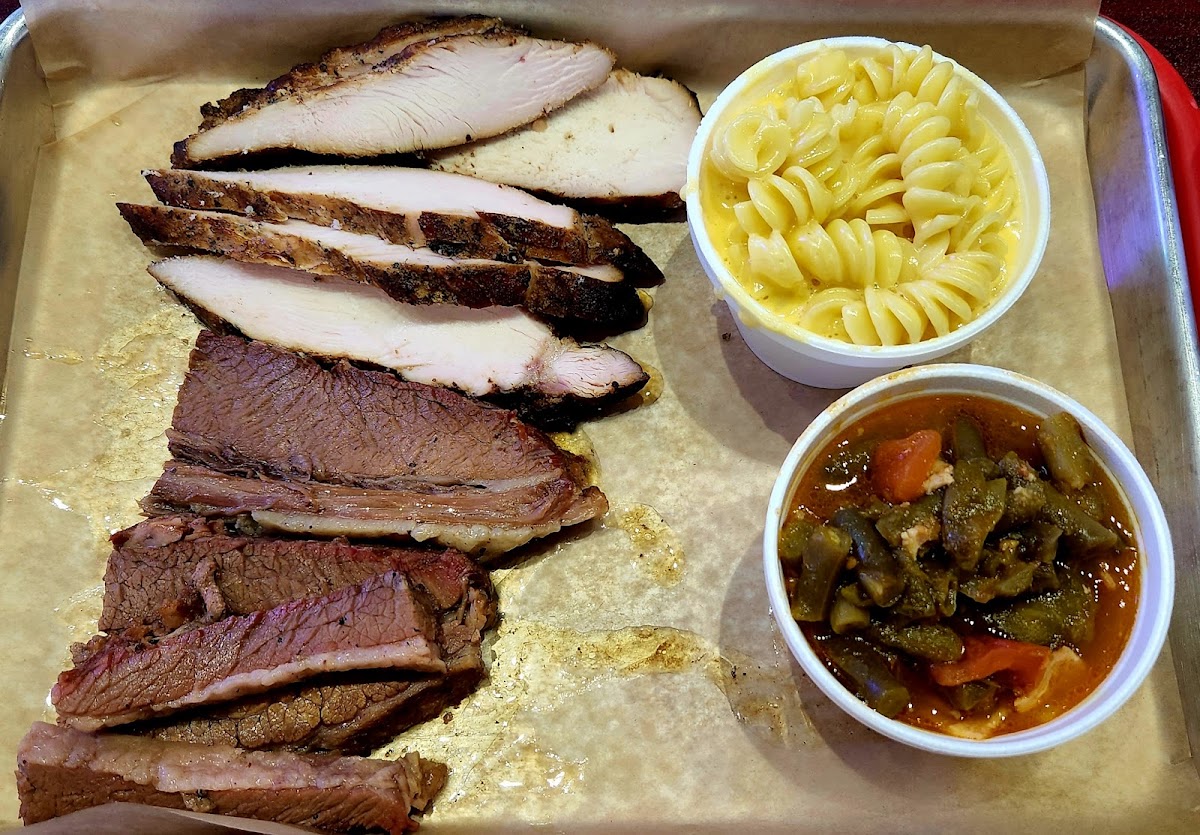 Jr's-Bbq-N-More-8