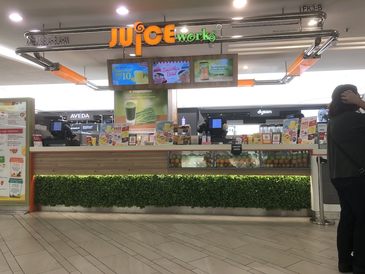 Juice Works 1 Utama
