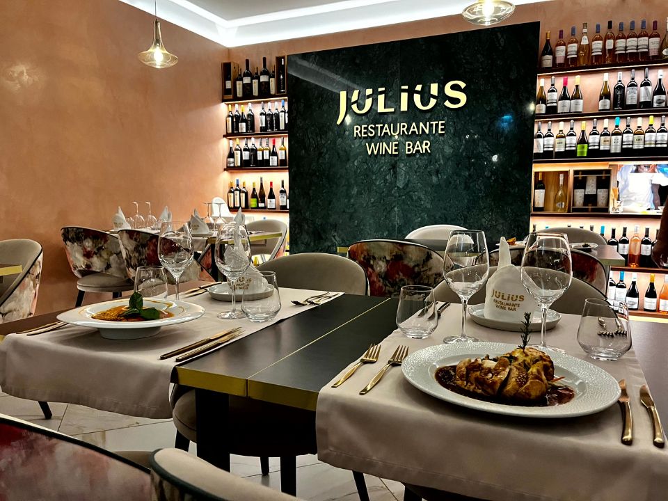 Julius Restaurante Wine Bar