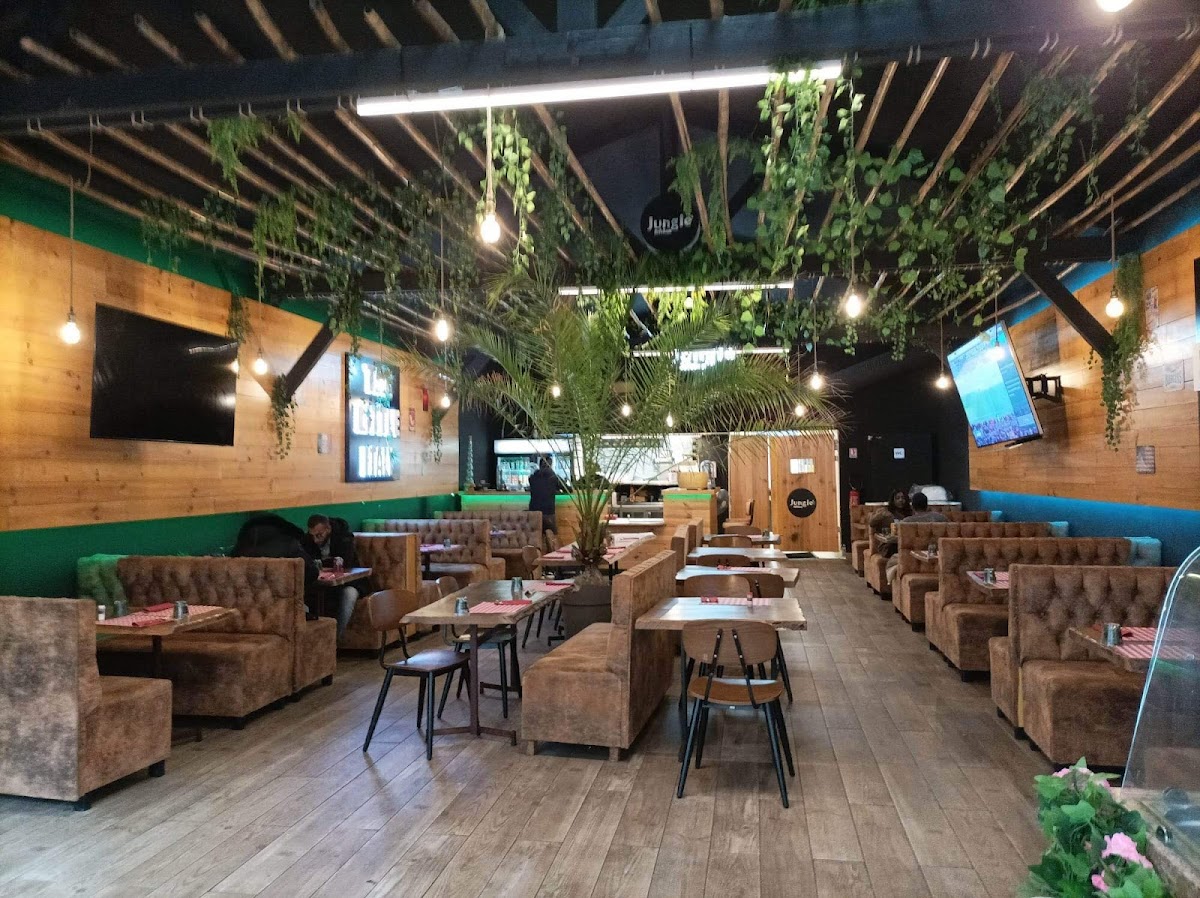 Jungle Kitchen
