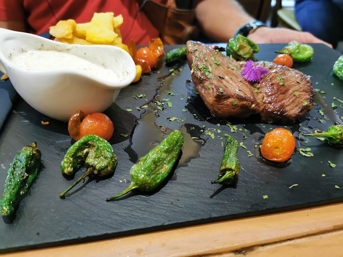 Jury's Cafe And Wine Bar-10