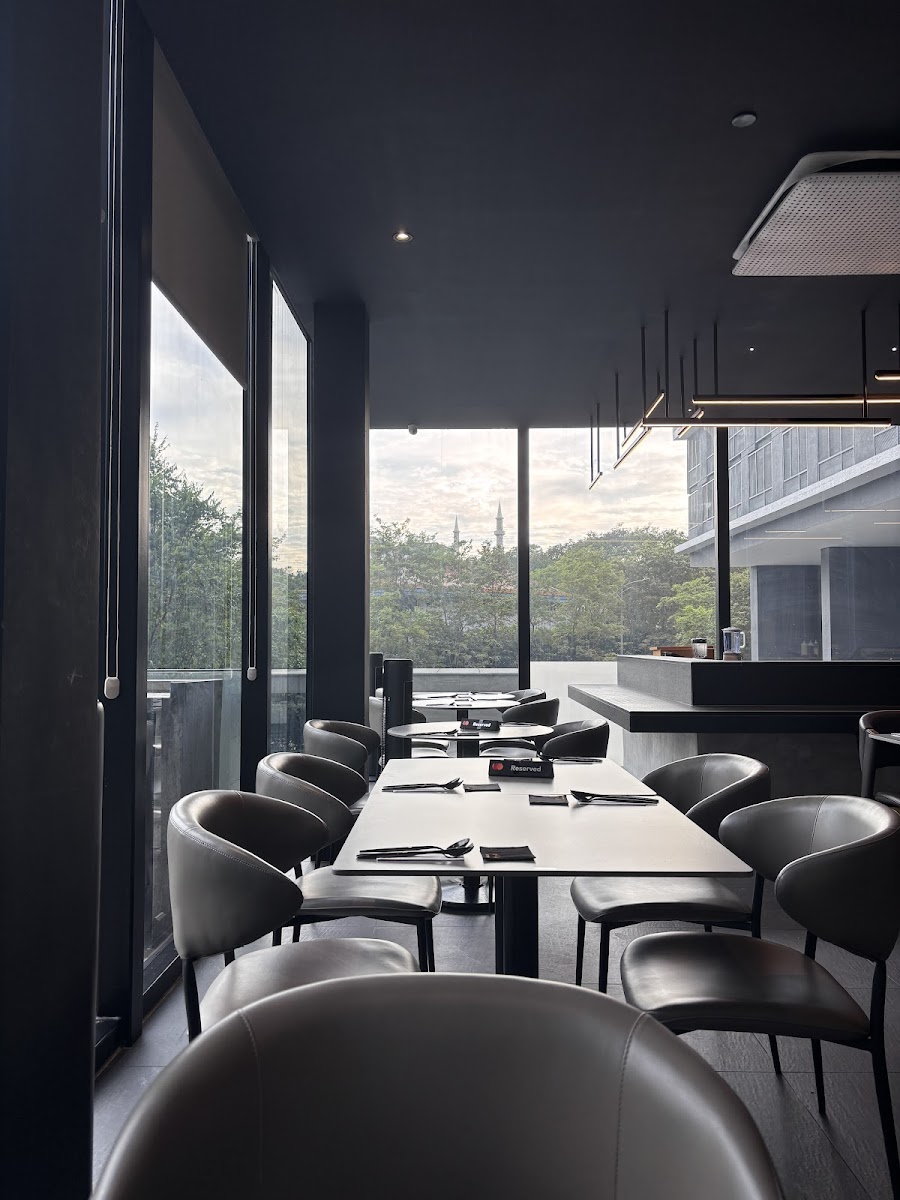 Kaia Cafe By Yunns