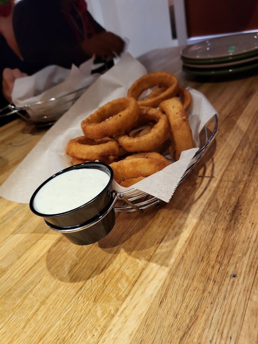 Kaiser's Of Kenosha Pizza Restaurant & Pub-10