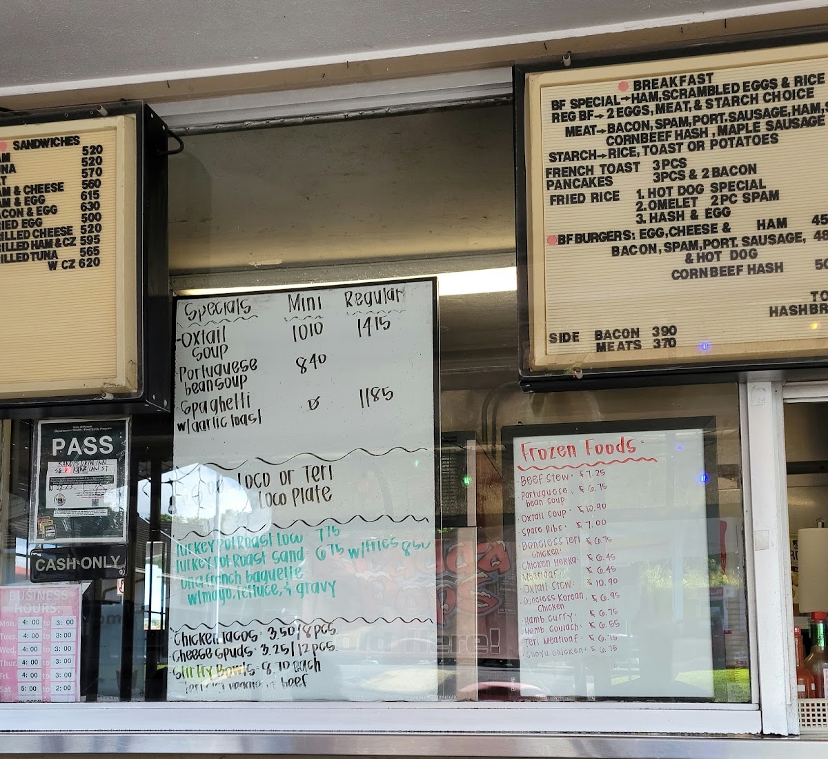Menu Kandi's Drive Inn-1