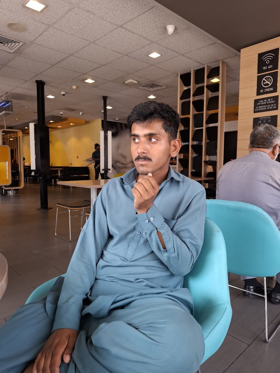 Karachi Naseeb Biryani & Pakwan Centre-9