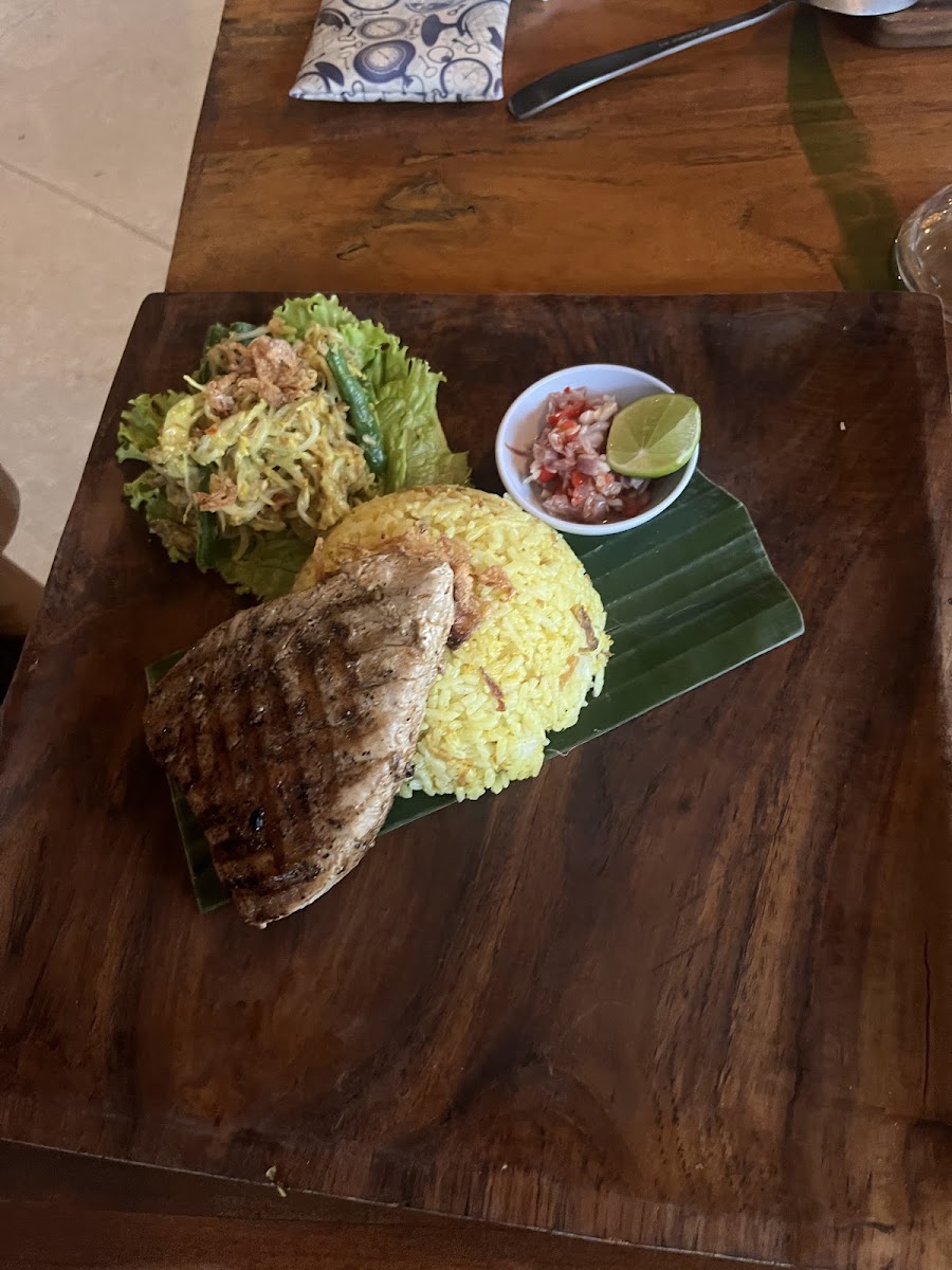 Karana Nusa Lembongan, Pool - Bar - Dining-10
