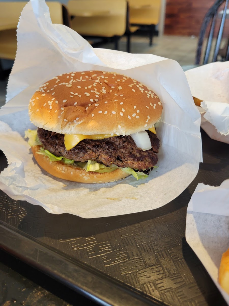 Karl's Famous Burgers-7