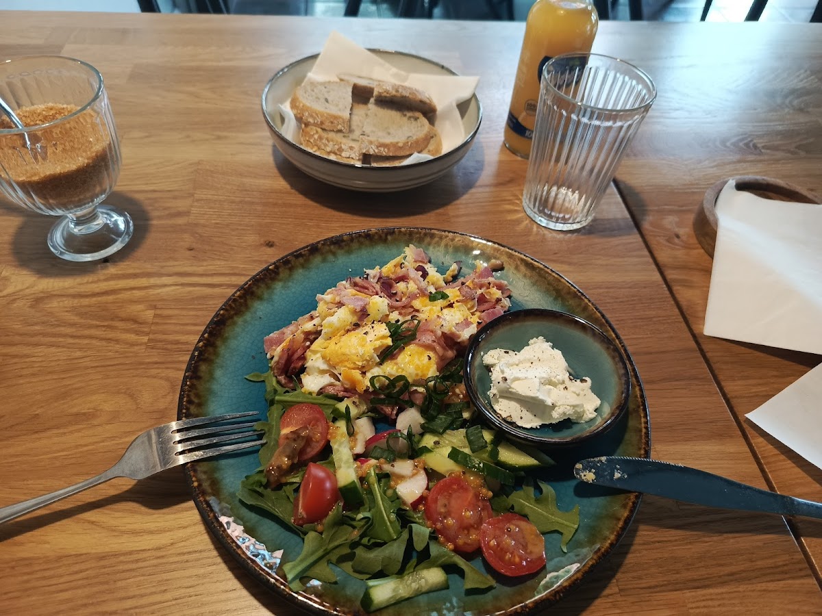 Karma Caffe-2