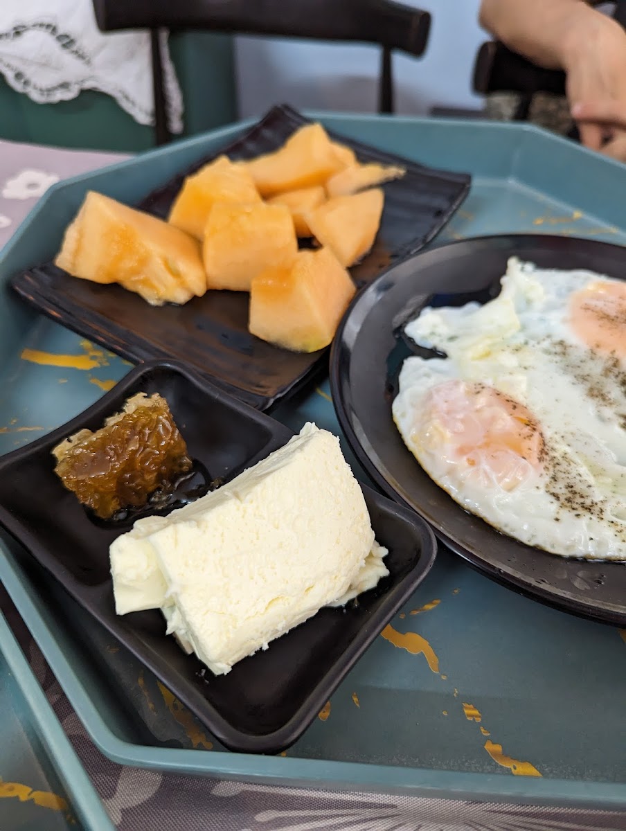 Kewnara Cafe-5