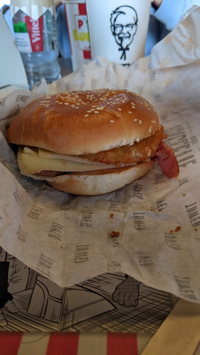 Kfc Châlons-En-Champagne-9