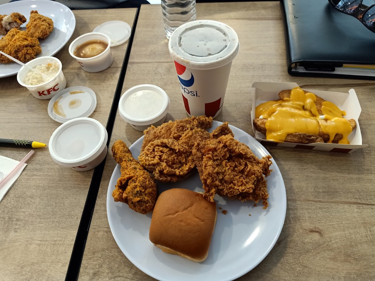 Kfc Palm Beach Teluk Cempedak-8