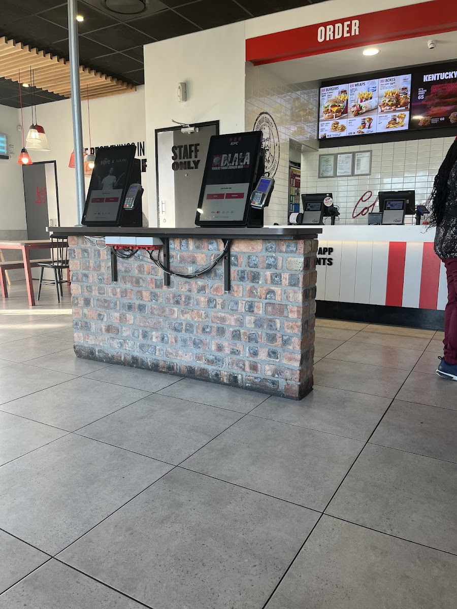 Kfc Polkadraai-4