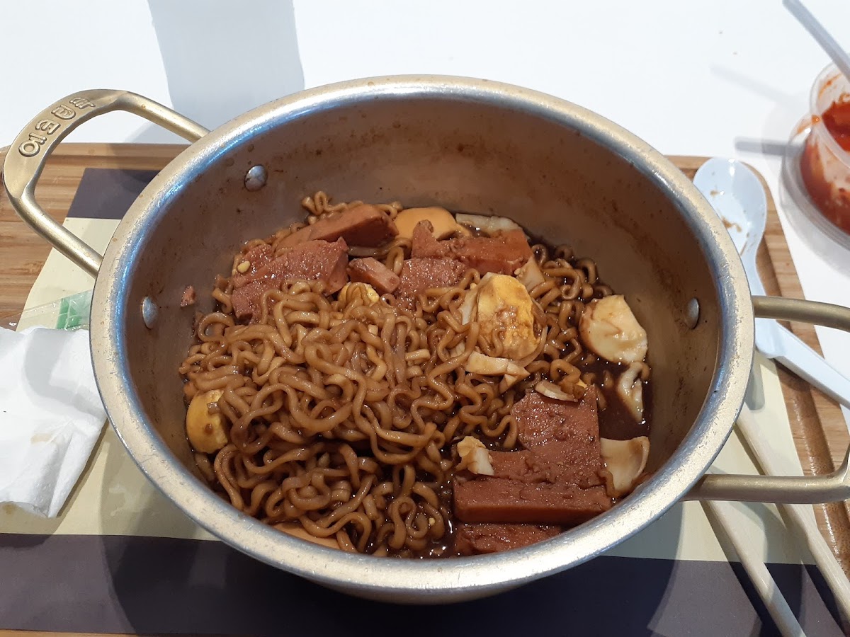 Kim's Ramyun#1 - Timog Ave-9