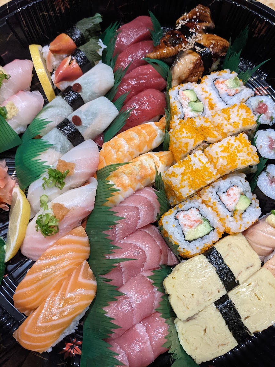 Kizuna Sushi Japanese Restaurant-9