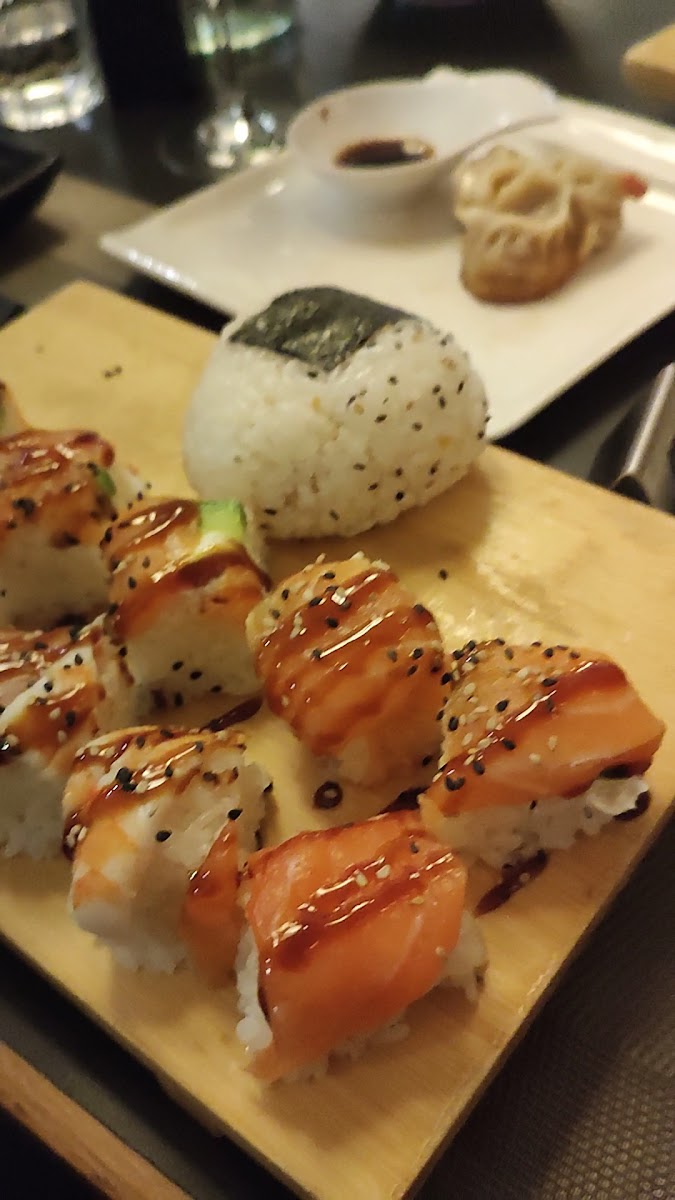 Koi Sushi&asian Restaurant-2