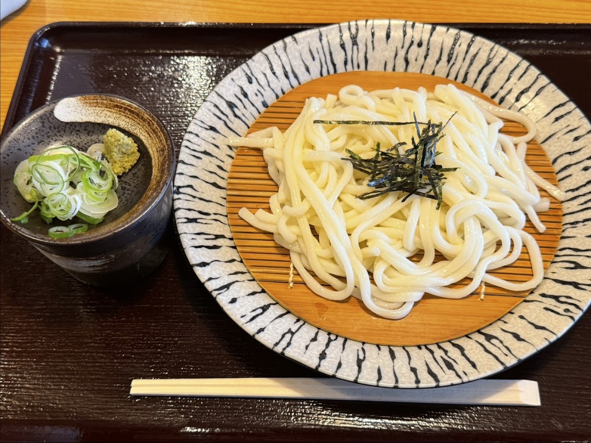 Komatsu Udon Dojo Tsurutto-3