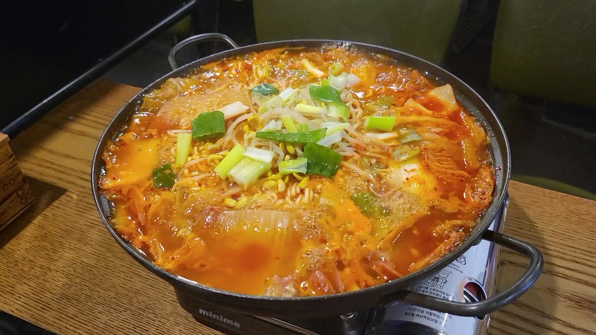 Kong's Chicken & Beer-2
