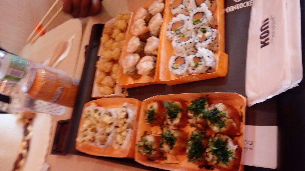 Koni - Restaurante De Comida Japonesa-9