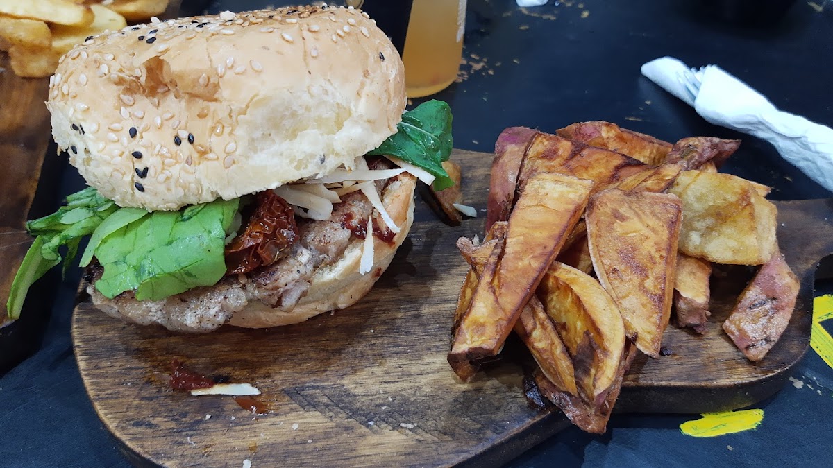Konnan Burger & Beer-3