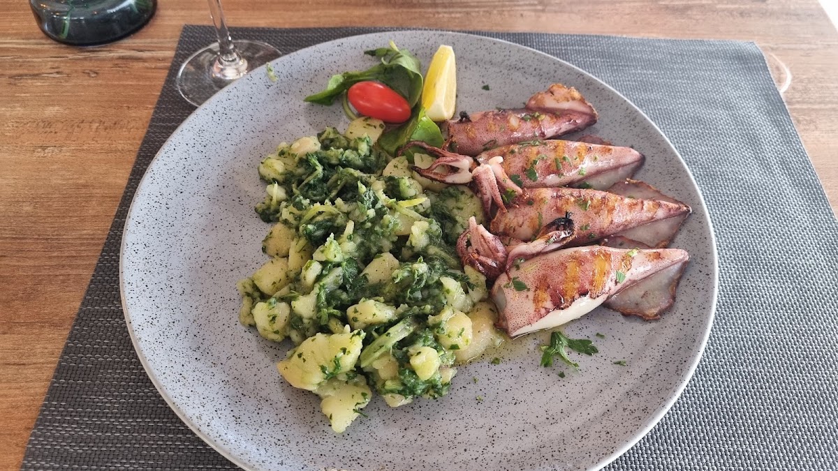 Konoba Pizzeria Mirkec-8