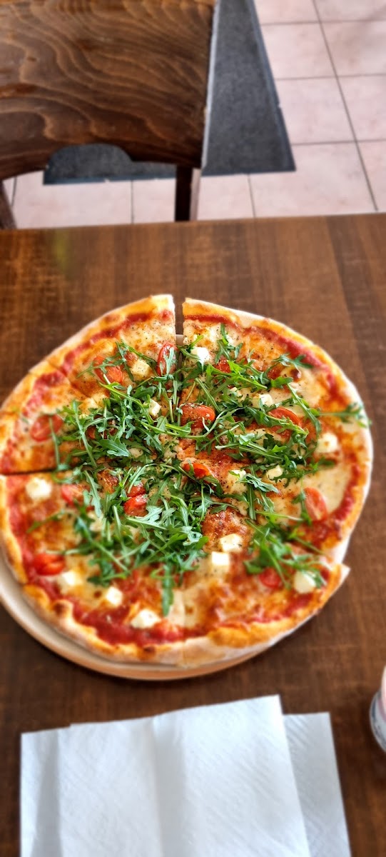 Kontulan Kebab Pizza-5