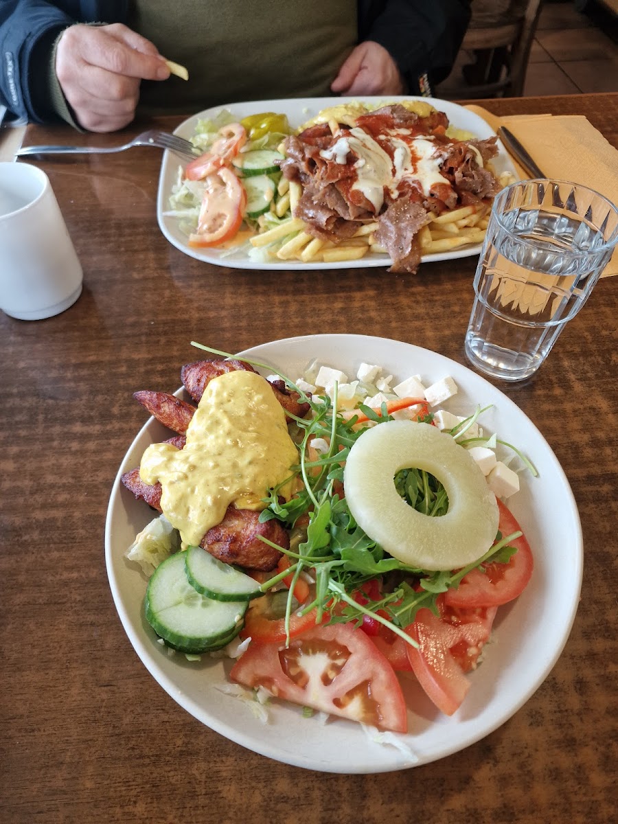 Kontulan Kebab Pizza-8