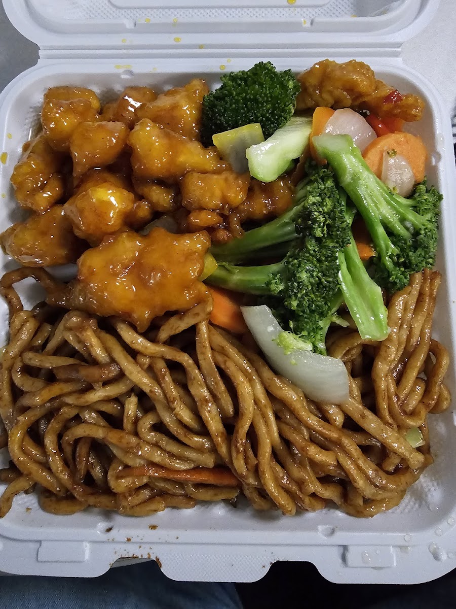 Kung Pao Wok-5