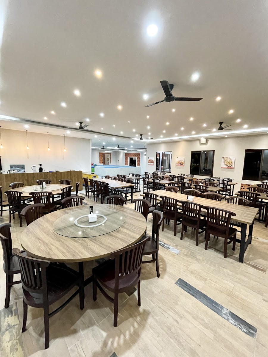 Kuningan Live Seafood X Embun Sangga Langit