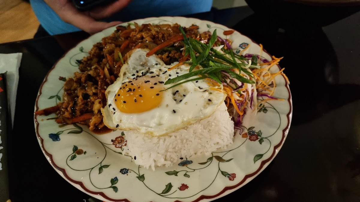 Kuya Asian Restaurant-9