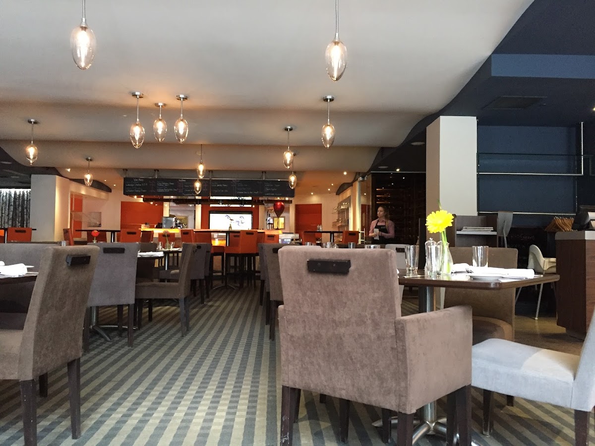 L 'o Restaurant Et Lounge