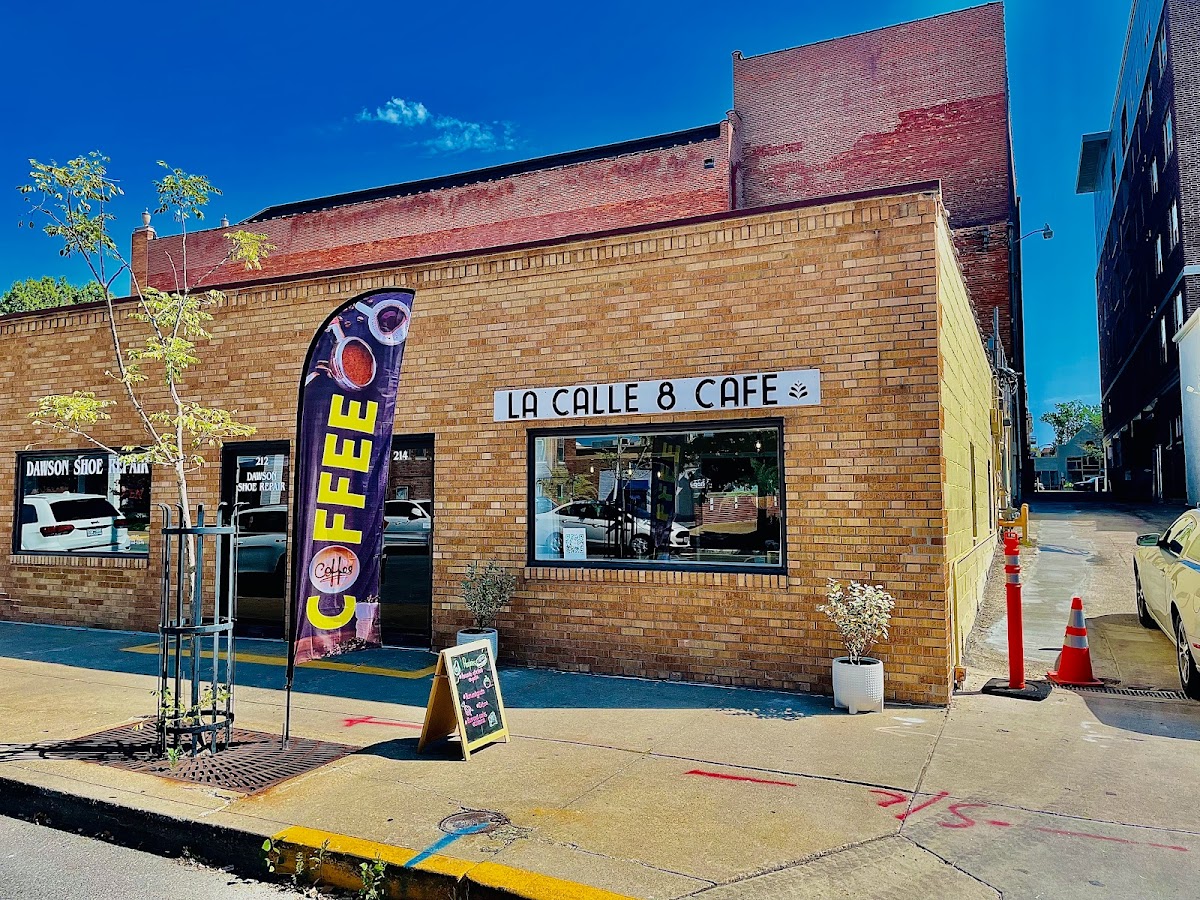 La Calle 8 Cafe
