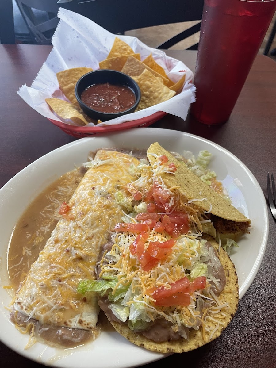 La Casa Del Burrito-3