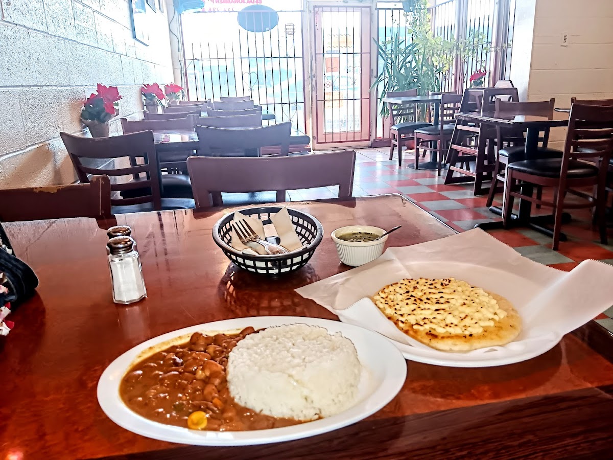 La Chiva Colombian Restaurant-9