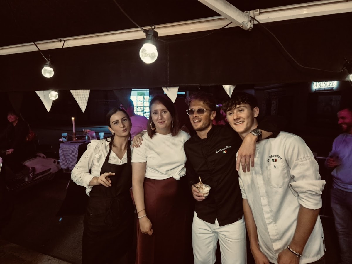 La Cucina Pizza-4