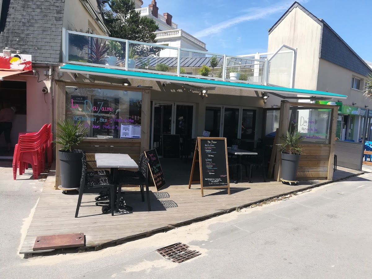La Douzaine