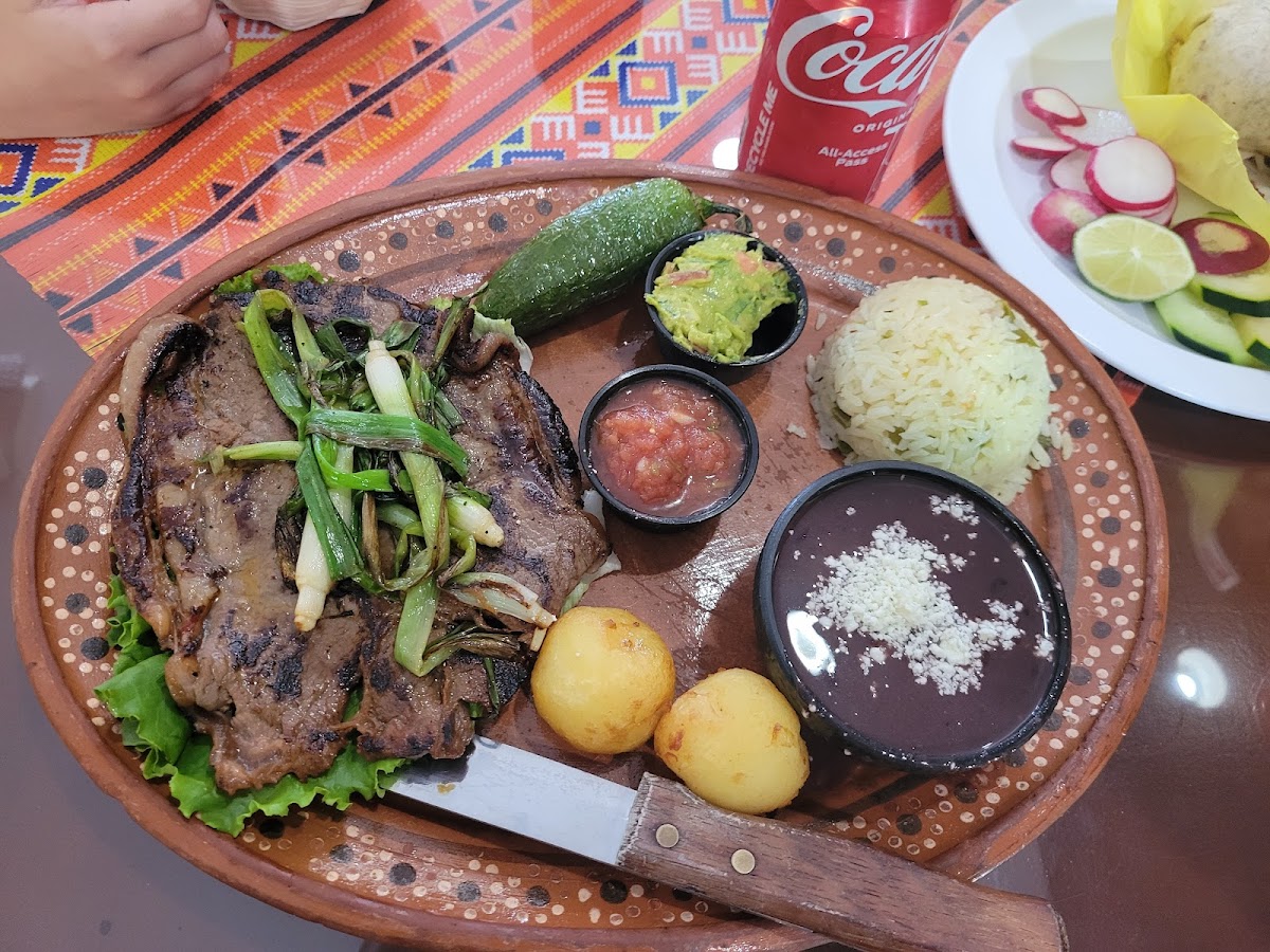 La Esperanza Restaurant & Bakery-5
