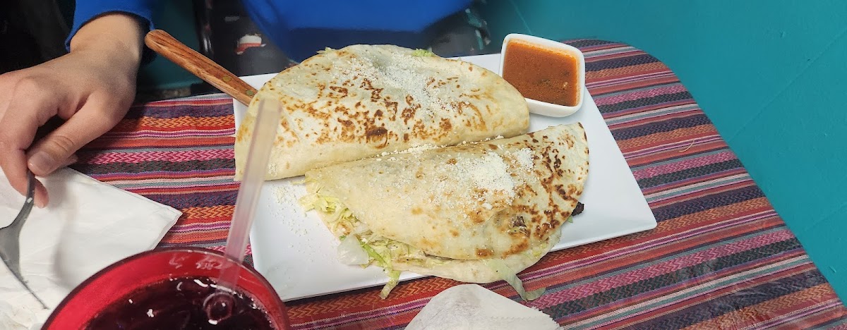 La Esquina Del Sabor Chapin-9