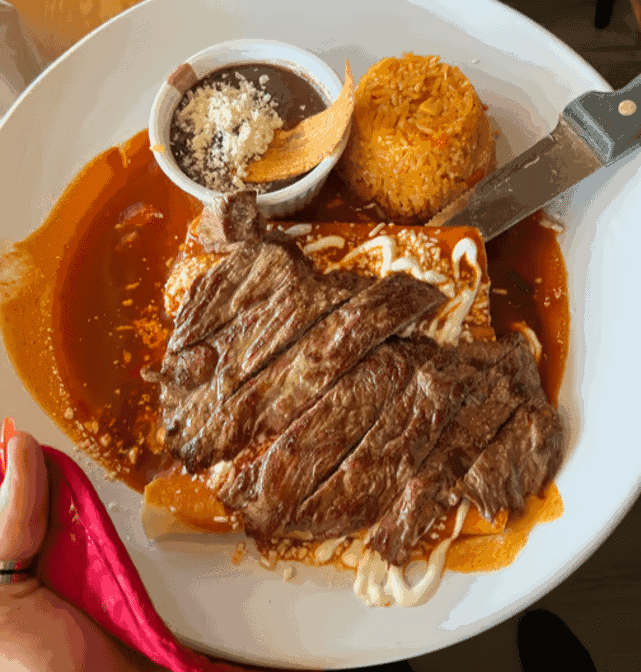 La Familia Mexican Bar And Grill-9