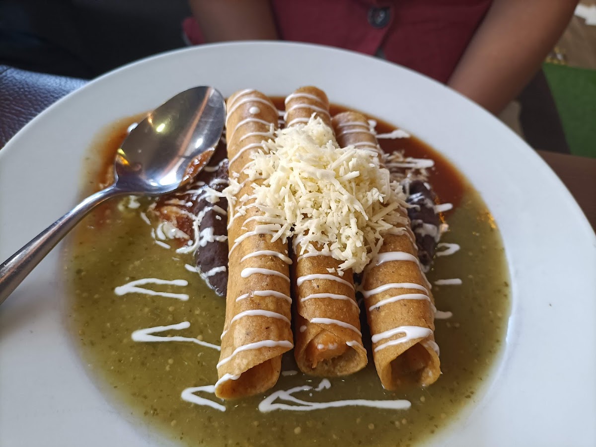 La Fondue Mexicana Simon Bolívar 13-4