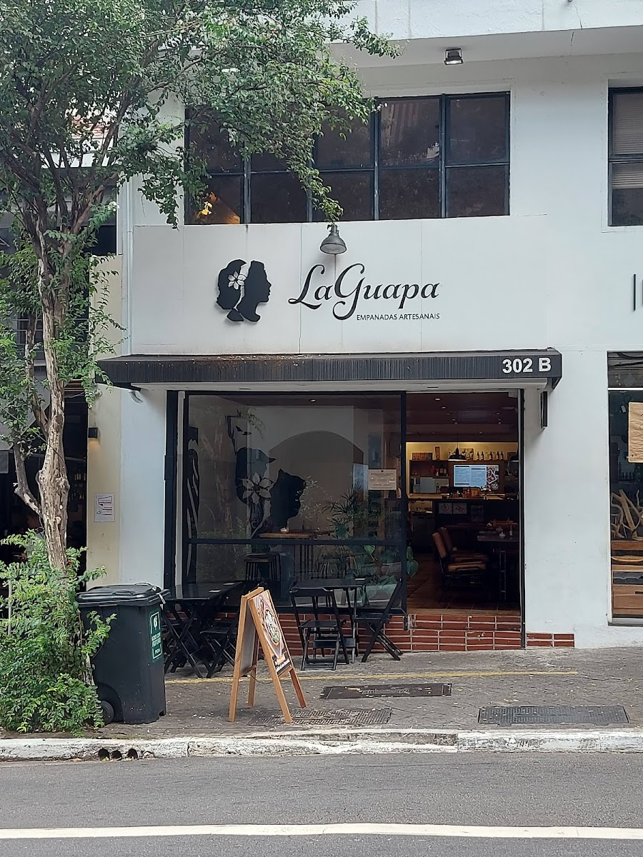 La Guapa Empanadas