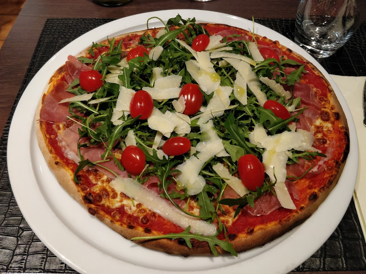 La Marina - Restaurant Et Pizzeria-6