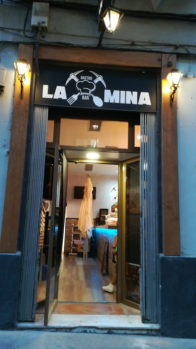 La Mina Gastro Bar