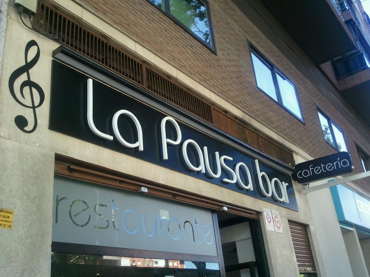 La Pausa Bar