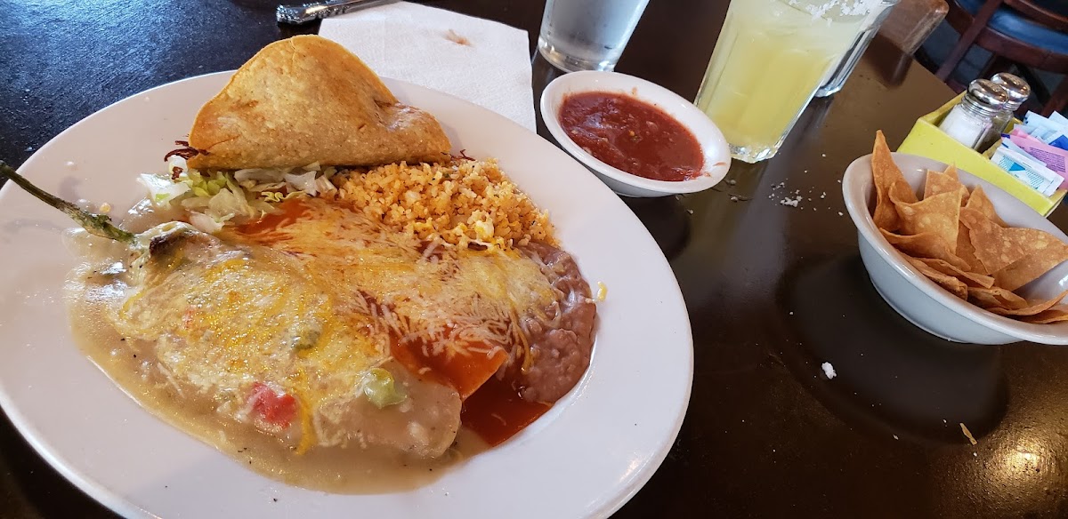 La Placita Cafe-3