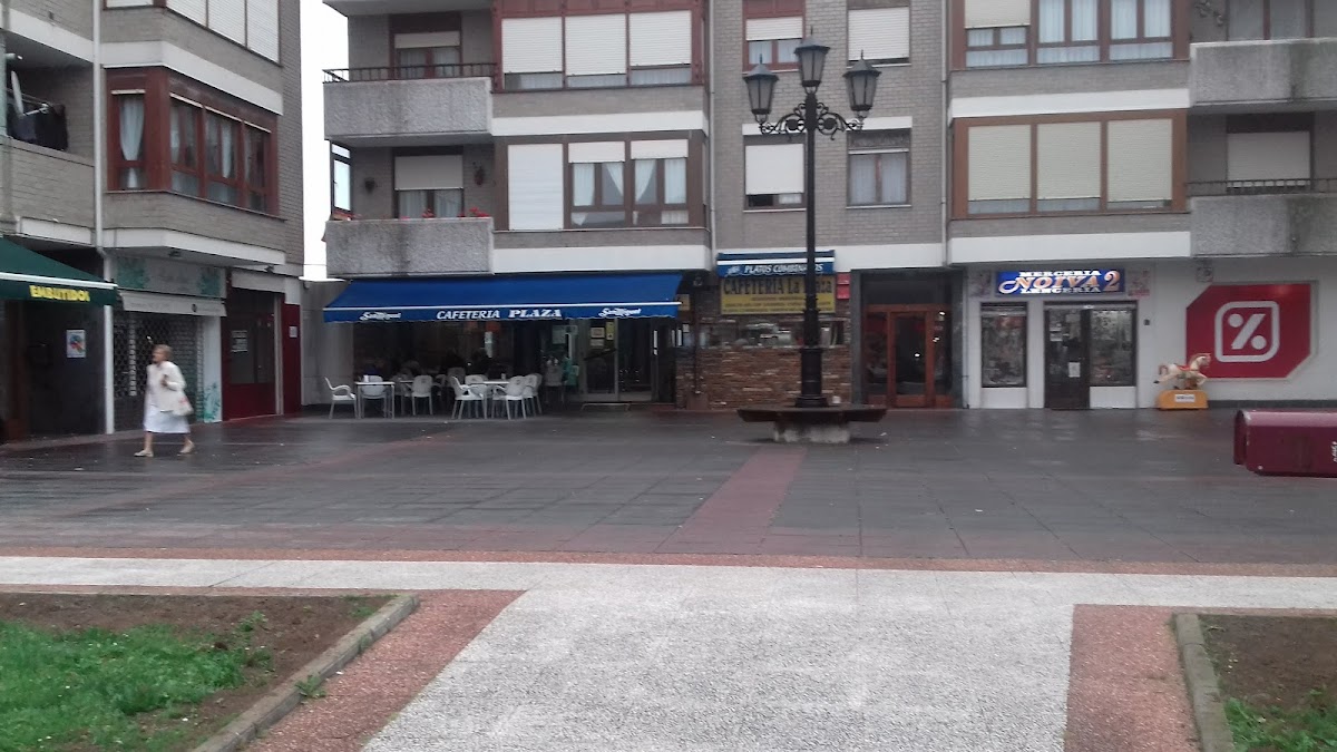 La Plaza-3