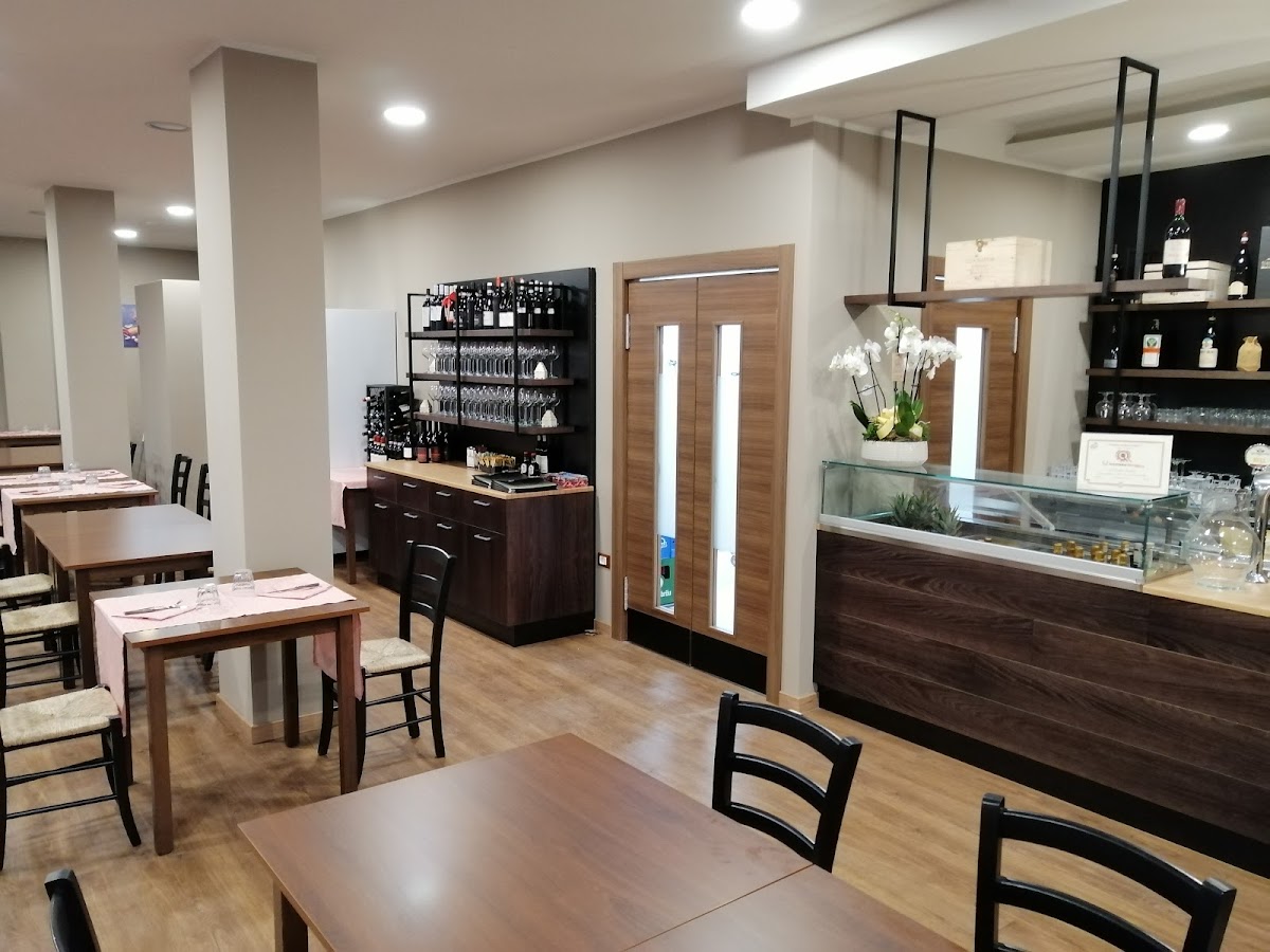 La Rondine 2.0 Trattoria New Age Pizzeria