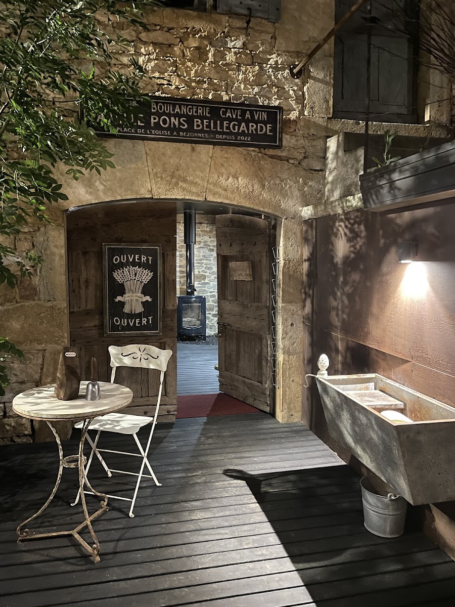 La Table 42 — Famille Pons Bellegarde