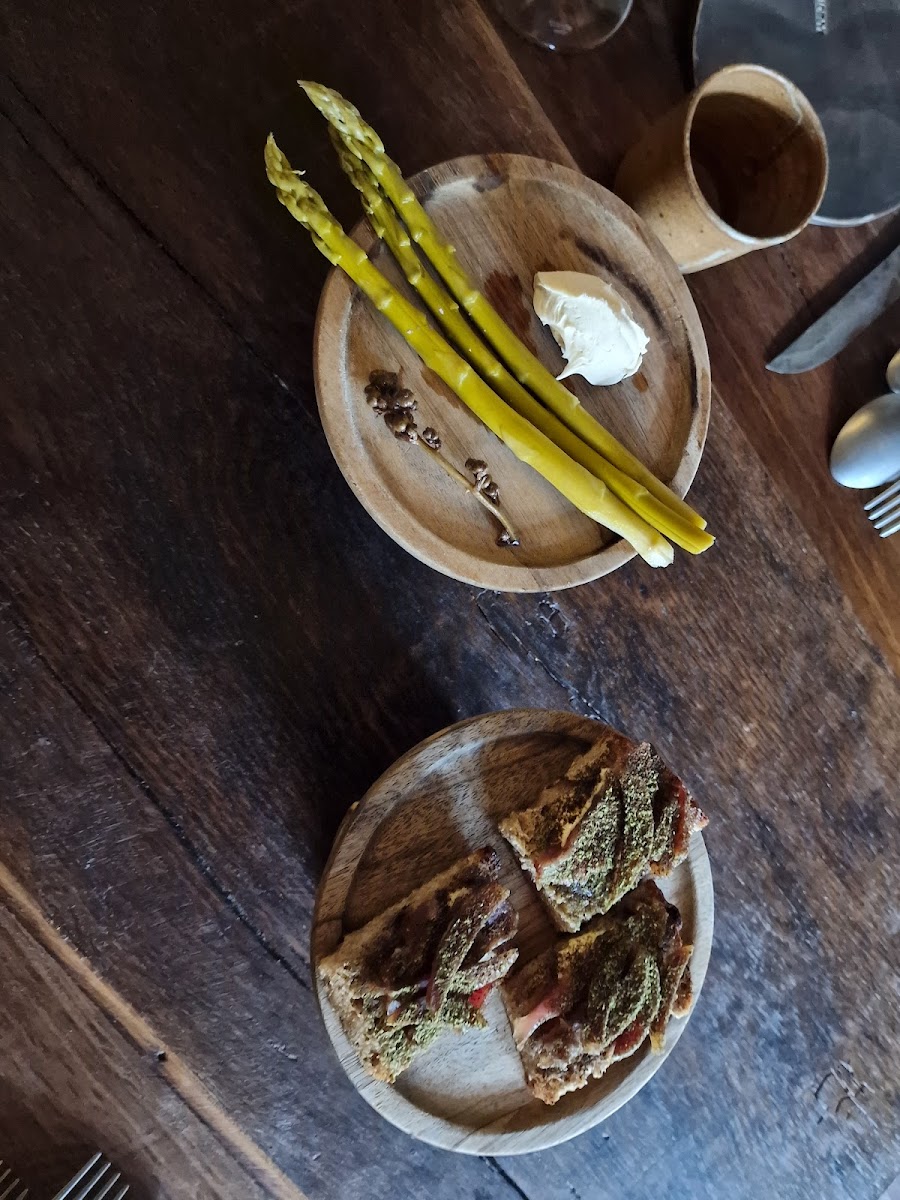 La Table 42 — Famille Pons Bellegarde-7