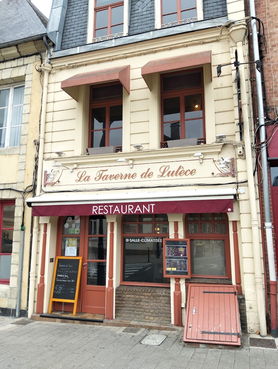 La Taverne De Lutèce